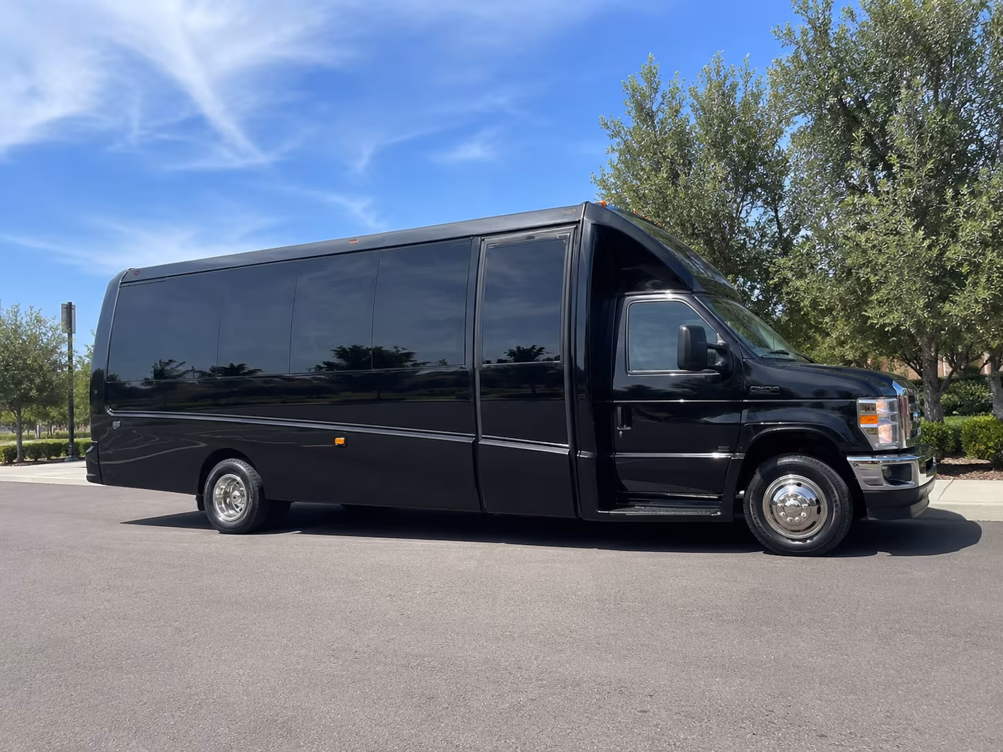 buses for hamilton youth group trips and teen ministry events