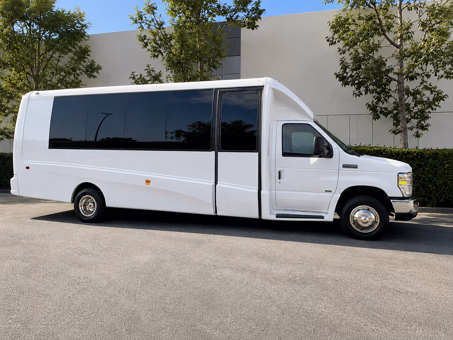 concert bus rentals from hamilton to new york city venues