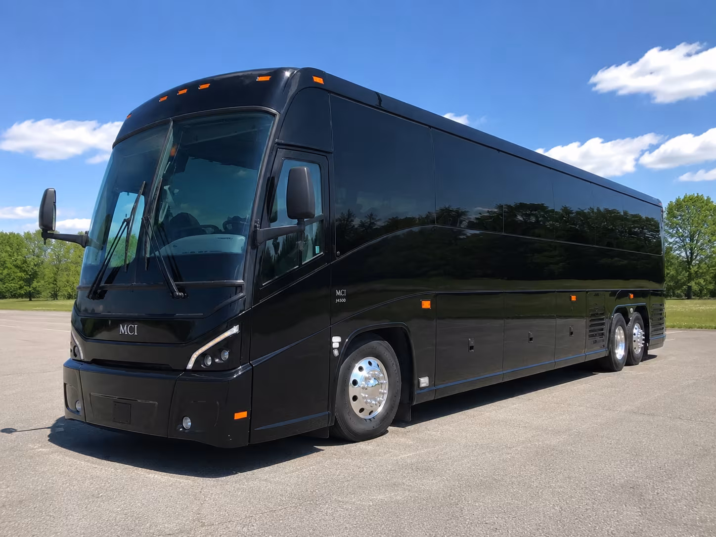 employee shuttle buses between hamilton and the trenton transit hub