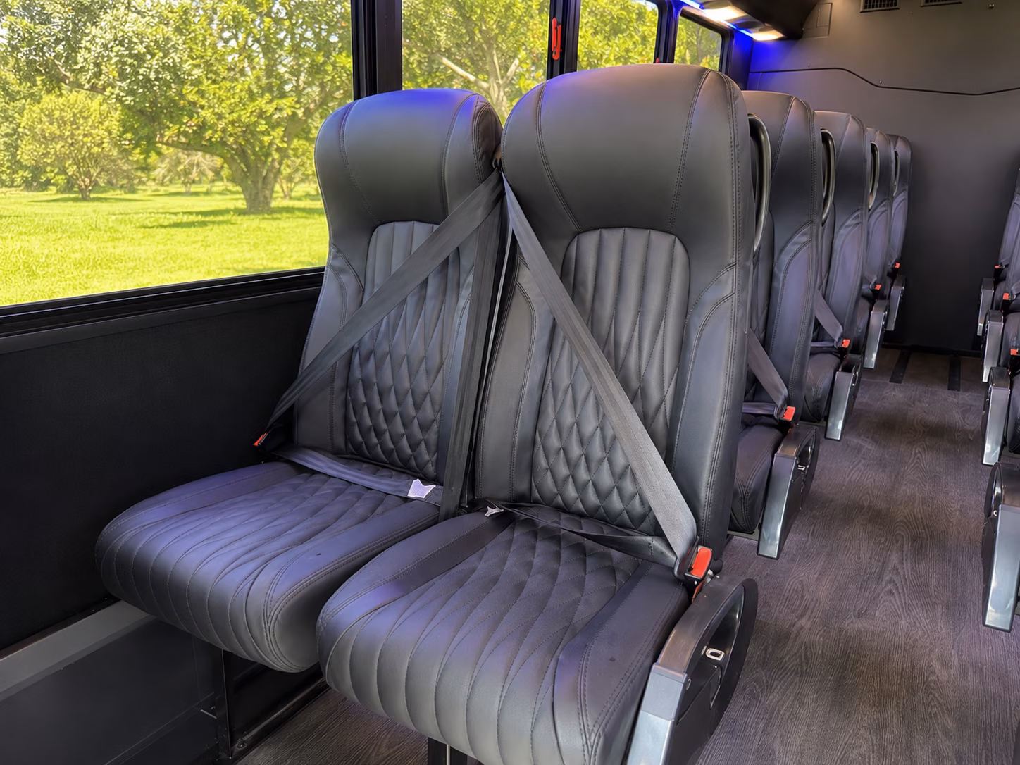 group transportation in hamilton for college sporting events and alumni buses