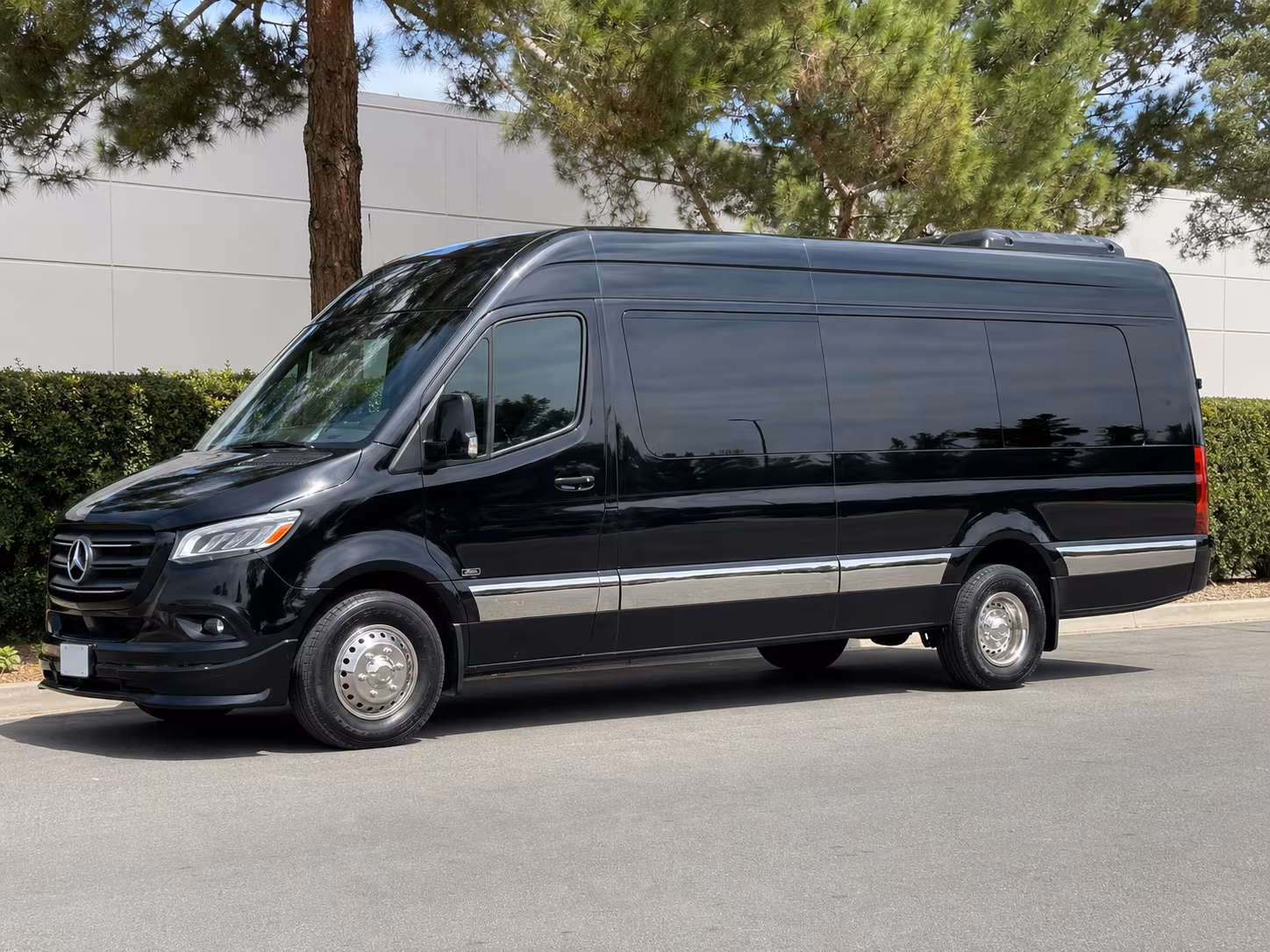 hamilton long distance transportation onboard seating