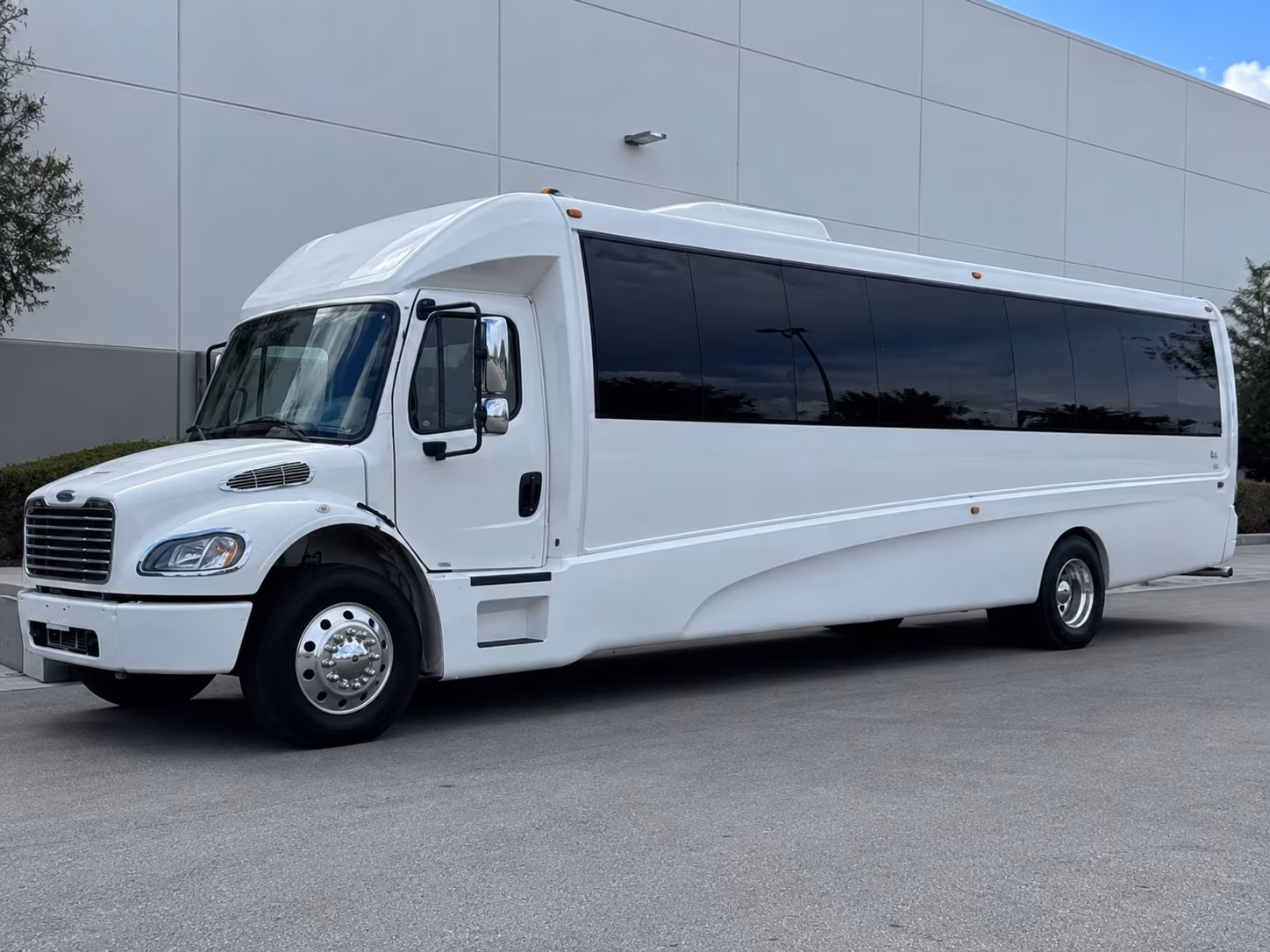 party buses to prudential center shows in newark