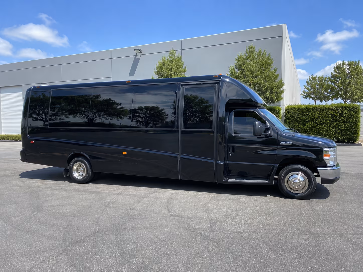parx casino hamilton party bus rental