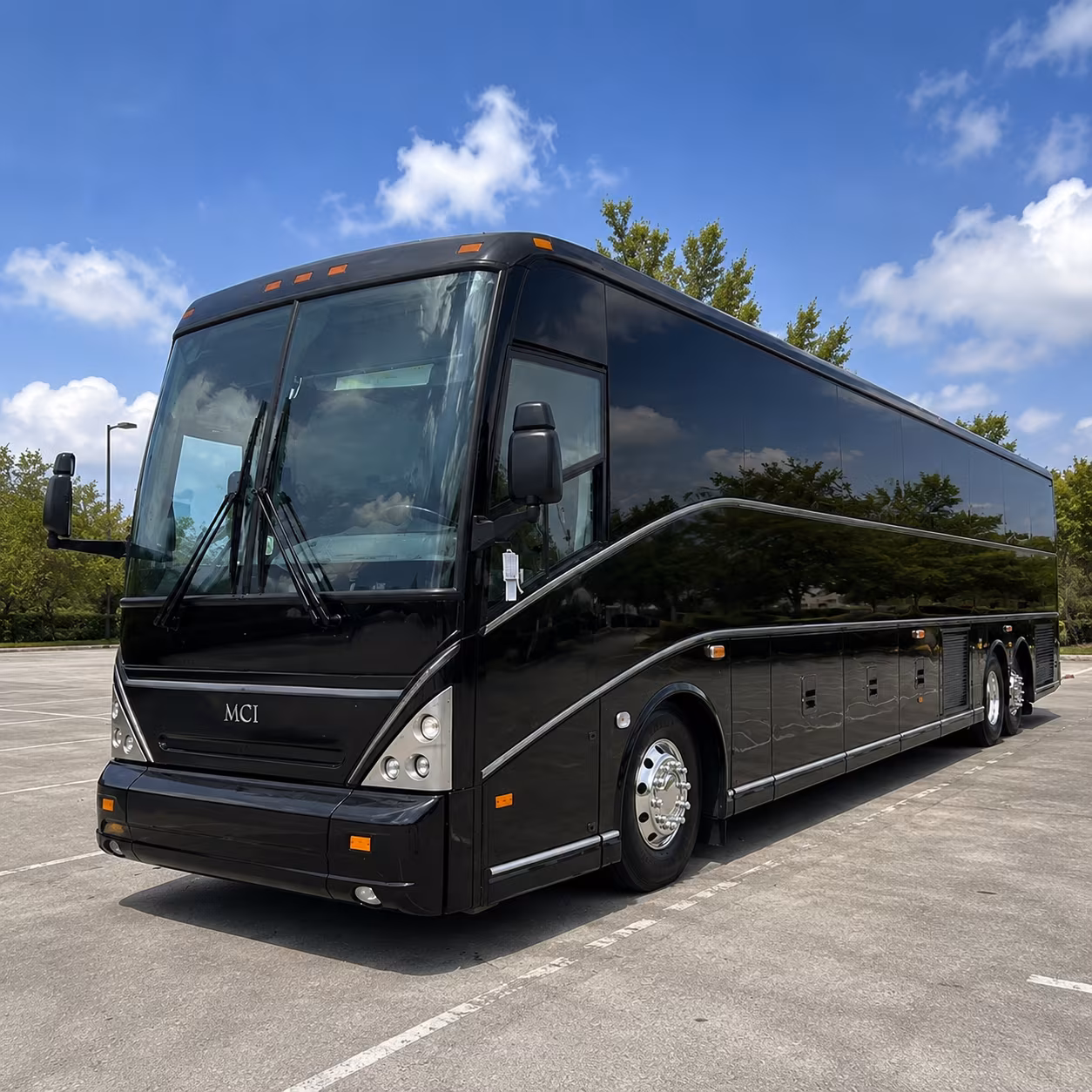 warehouse and distribution center group shuttles along us 130